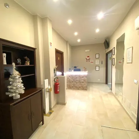 卡罗哥尔多尼酒店 酒店 米兰