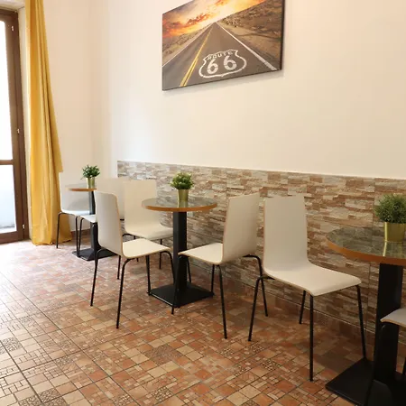 Carlo Goldoni 2* Milan